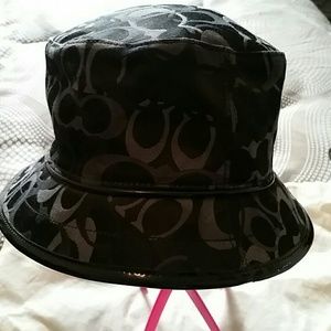 Brand new w/tags Coach Signature Crusher rain hat